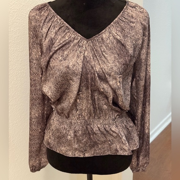 Michael by Michael Kors Peplum Grey Multi Print Off The Shoulder Blouse - Picture 1 of 6